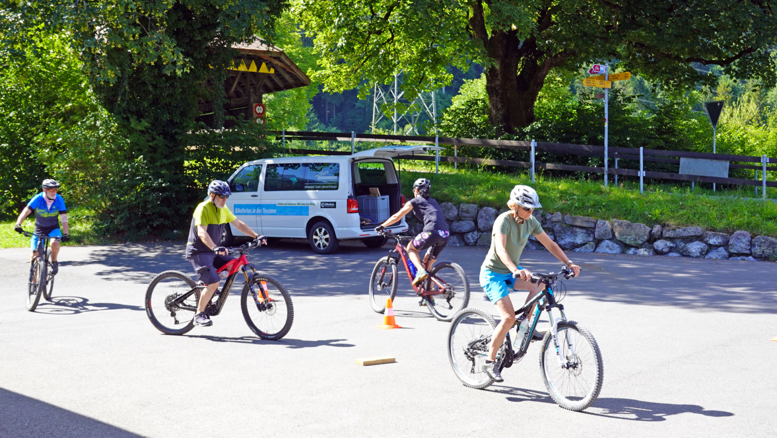 E-Bike Fahrtechnik- & Erlebnis Weekend - Juli 2022 - Fahrtechnik & Erlebnis im Juli